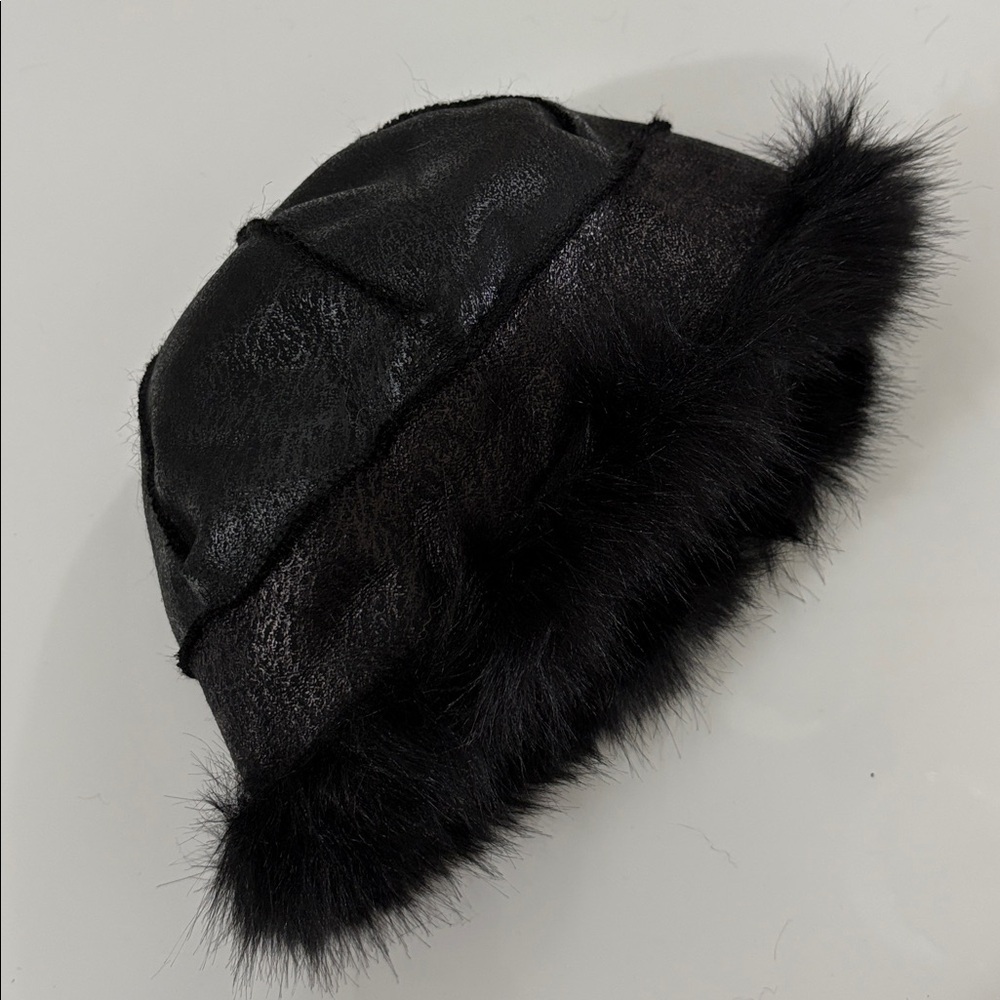 NEW: Women's Luxury Faux Fur Winter Hat, Thick, Fluffy, Warm, Lightweight - Picture 8 of 10